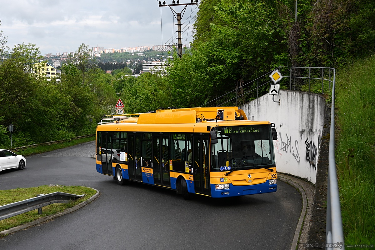 Злин, Škoda 30Tr SOR № 227