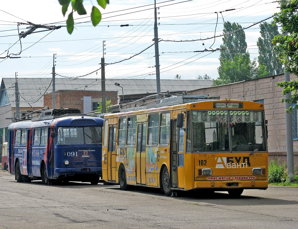 Ровно, Škoda 14Tr89/6 № 102; Ровно, Škoda 9TrH27 № 091