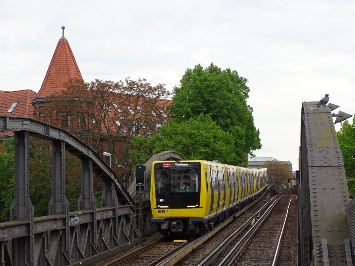 Berlin, BVG IK18 — 1049-4 Berlin, BVG IK18 — 1049-4