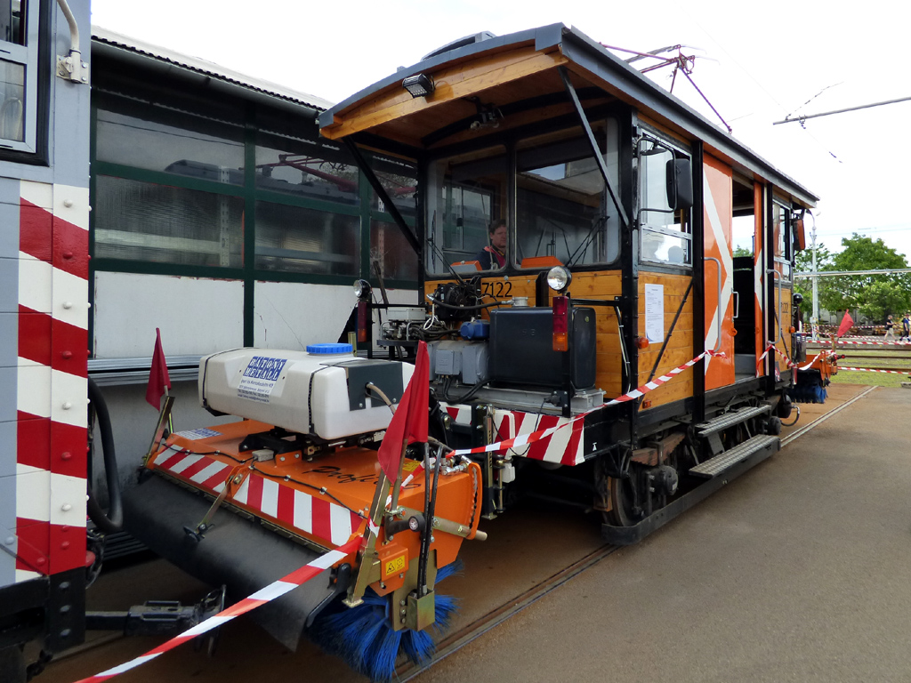 Budapest, Snow removal car Nr. 7122