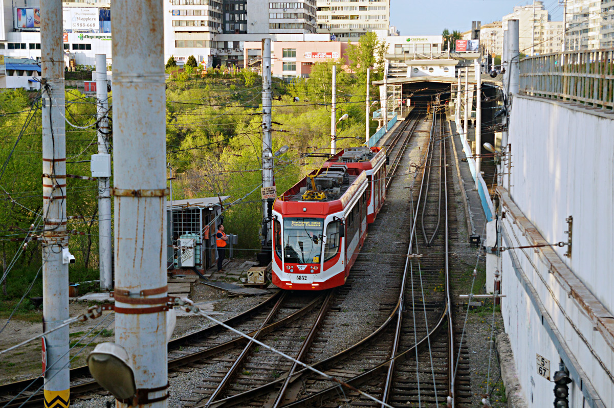 Волгоград, 71-623-03 № 5852