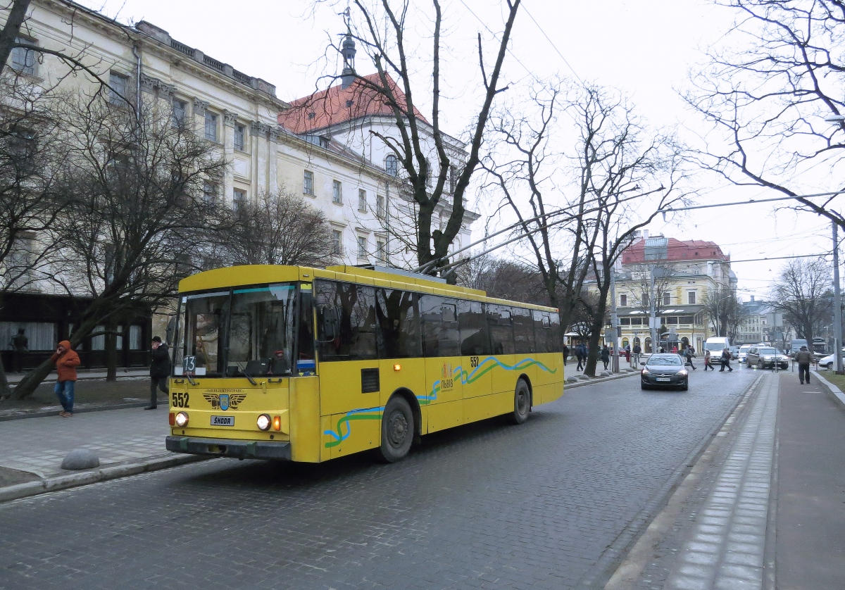 Львов, Škoda 14Tr89/6 № 552