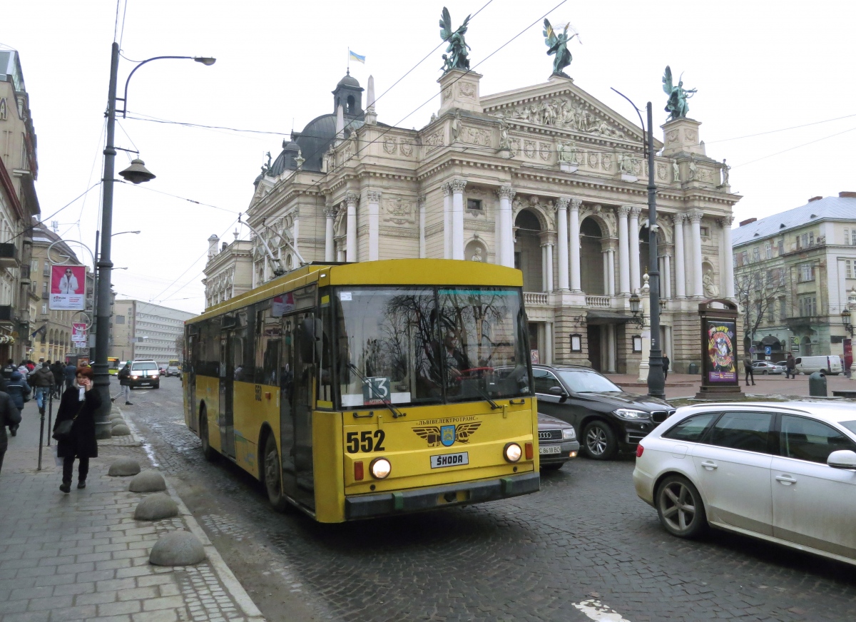 Львов, Škoda 14Tr89/6 № 552