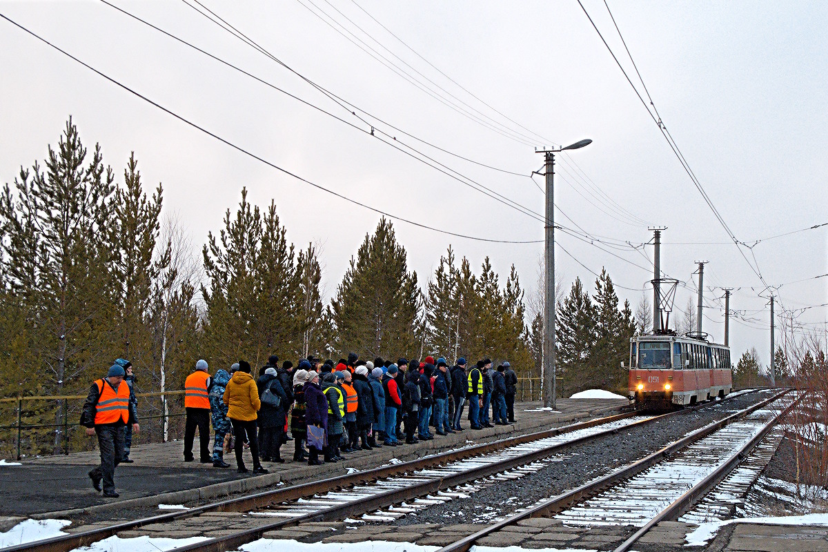 Усть-Илимск, 71-605 (КТМ-5М3) № 051