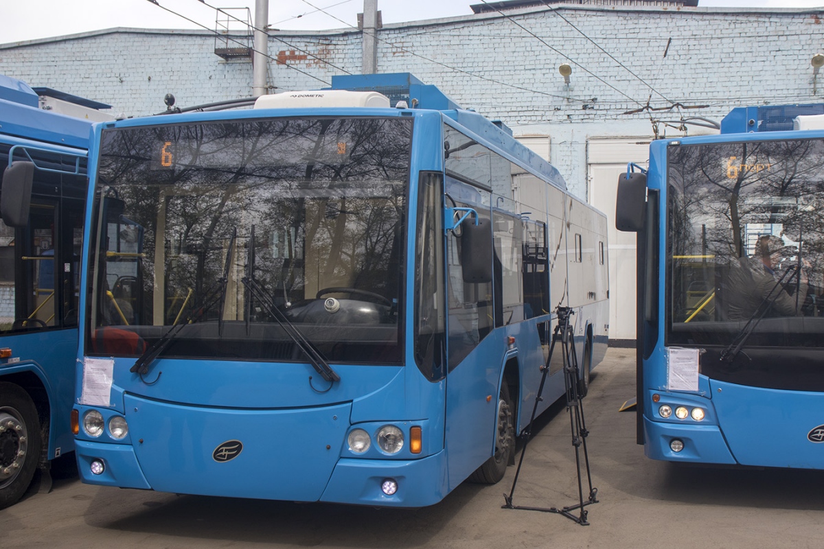 Irkutsk, VMZ-5298.01 “Avangard” № 325; Irkutsk — New trolleybuses and trams