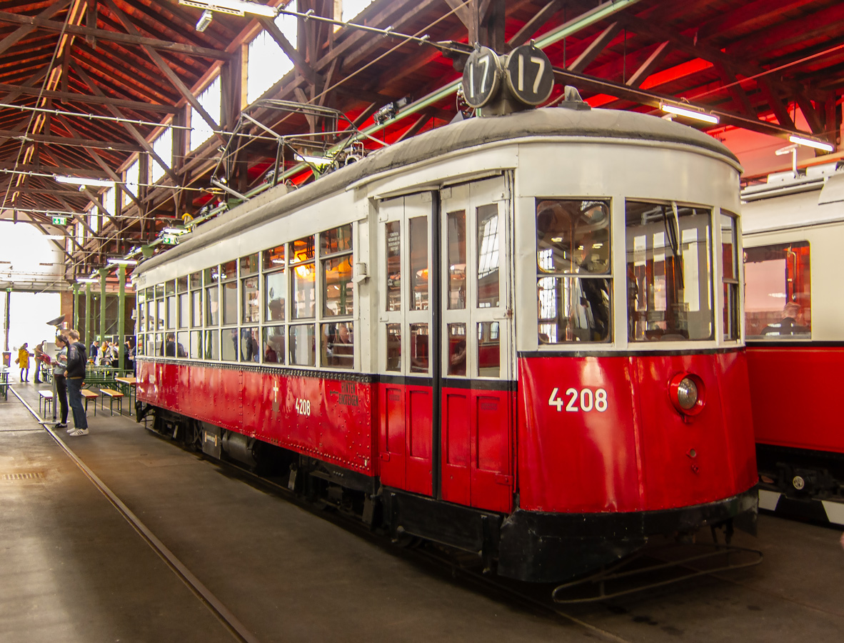 Вена, TARS Lightweight № 4208; Вена — Tramwaytag 2019