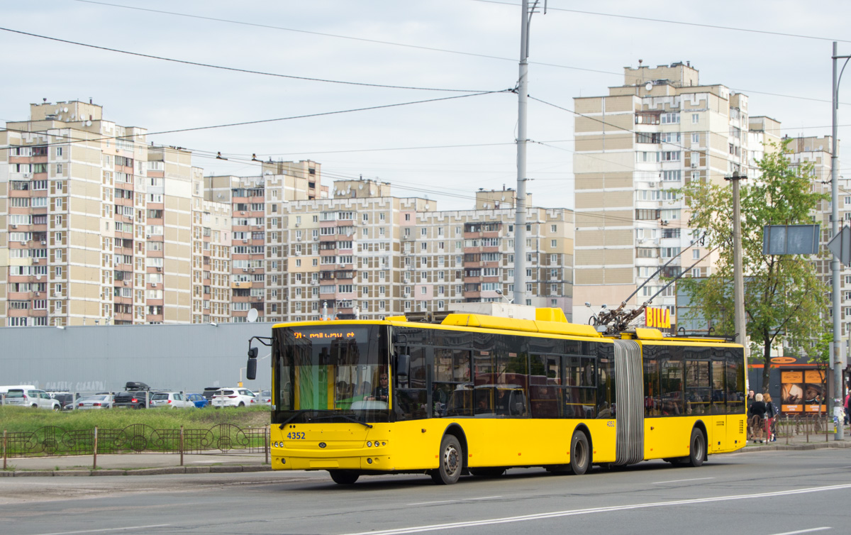 Киев, Богдан Т90110 № 4352