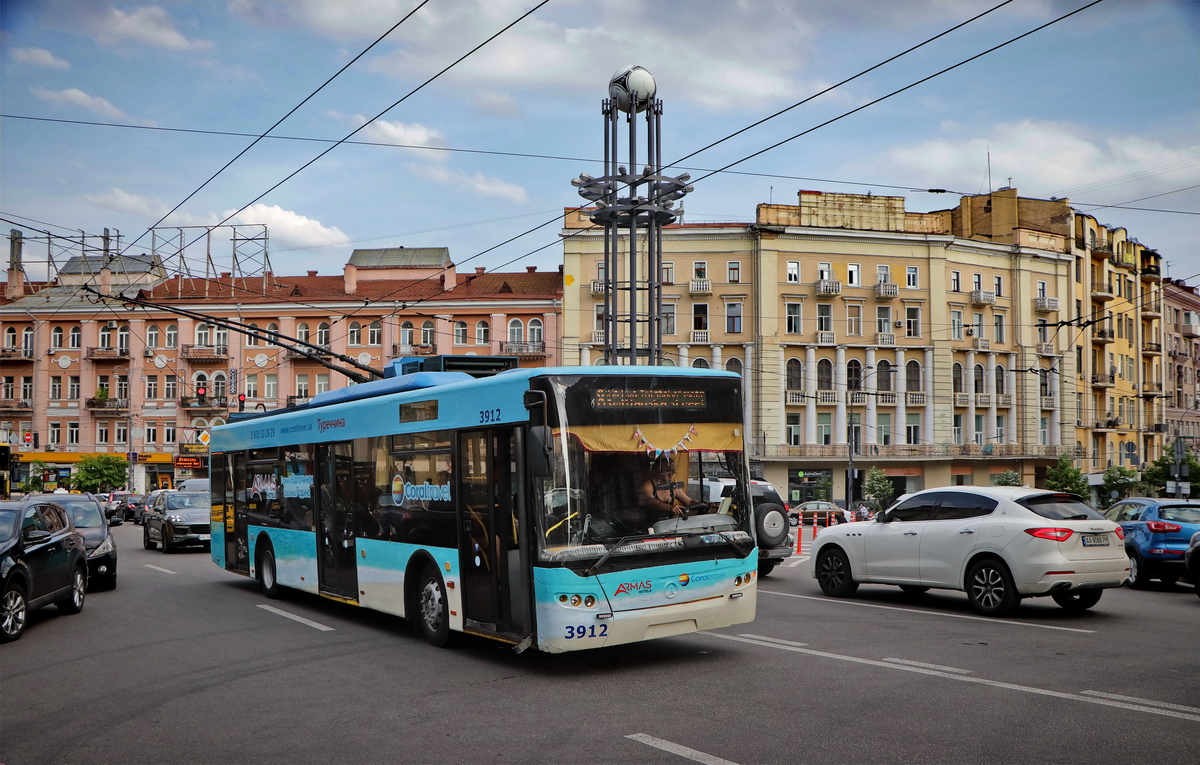 Киев, ЛАЗ E183D1 № 3912