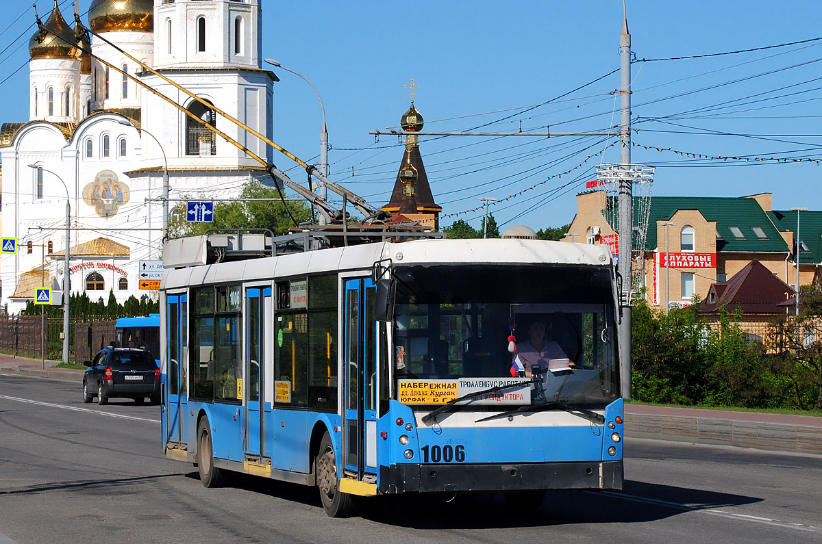 Брянск, Тролза-5265.00 «Мегаполис» № 1006