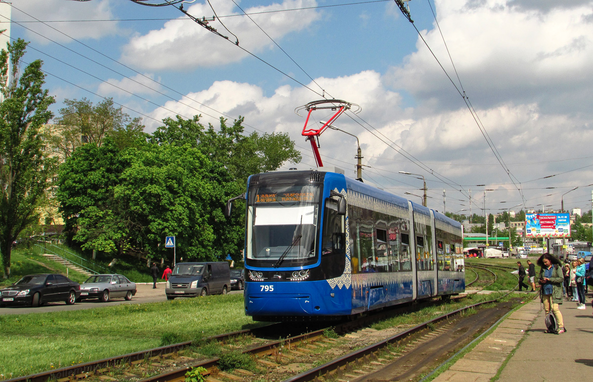 Киев, PESA 71-414К (Fokstrot) № 795