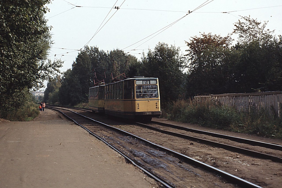 Санкт-Петербург, ЛМ-68М № 7594