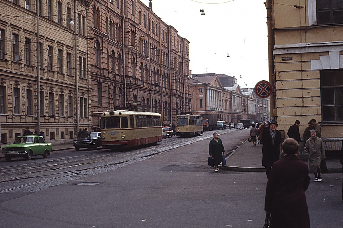 Санкт-Петербург, ЛМ-57 № 5059; Санкт-Петербург, ЛМ-68М № 7423