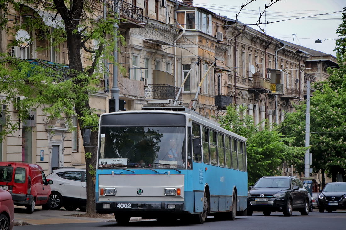 Одесса, Škoda 14Tr17/6M № 4002