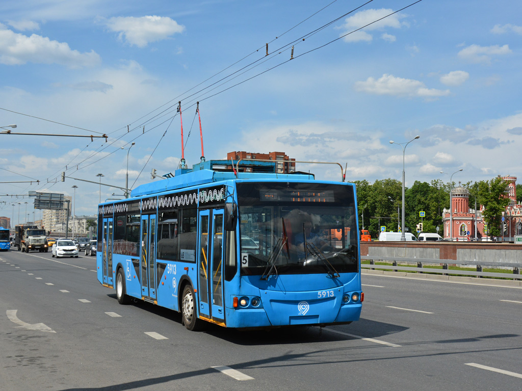 Moskva, VMZ-5298.01 “Avangard” Br. 5913