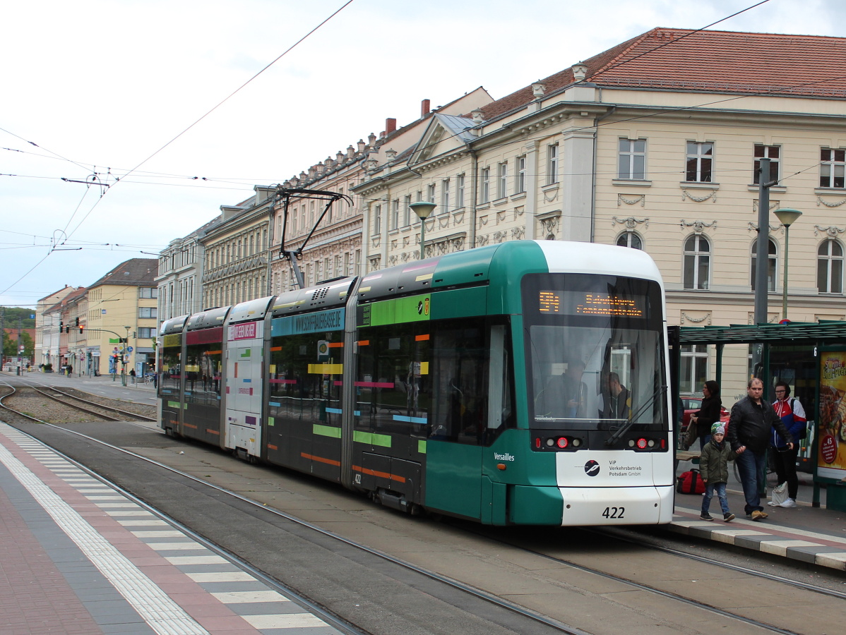 Potsdam, Stadler Variobahn — 422