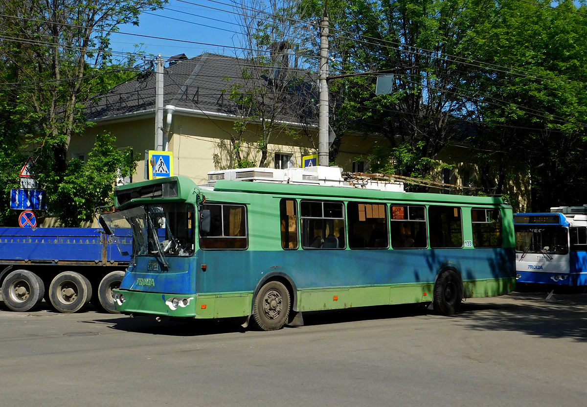 Калуга, ЗиУ-682Г-016.04 (с широкой 1-й дверью) № 133
