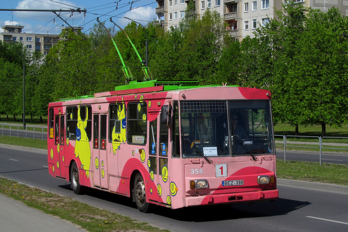 Kaunas, Škoda 14Tr02 № 358