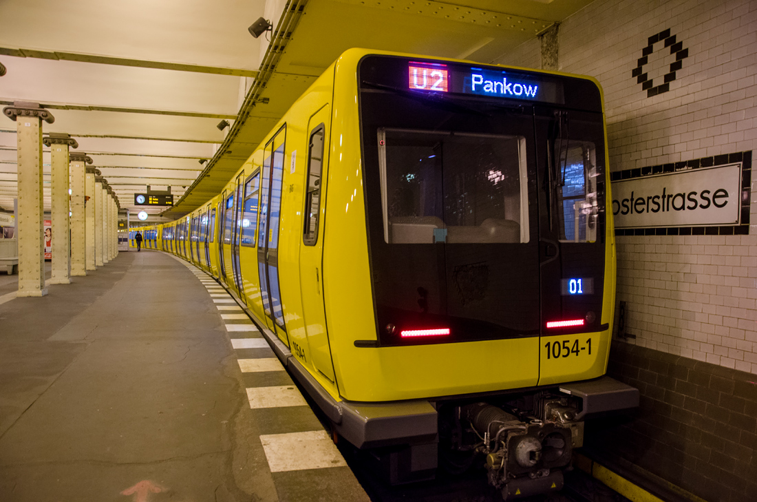 Берлин, BVG IK18 № 1054-1
