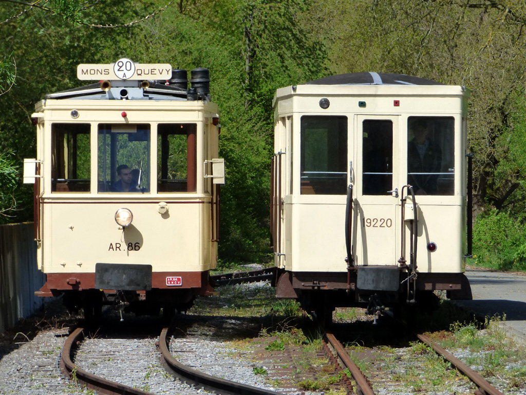 Тюэн, SNCV дизель-поезд № AR.86; Тюэн, Двухосный прицепной вагон № 19220