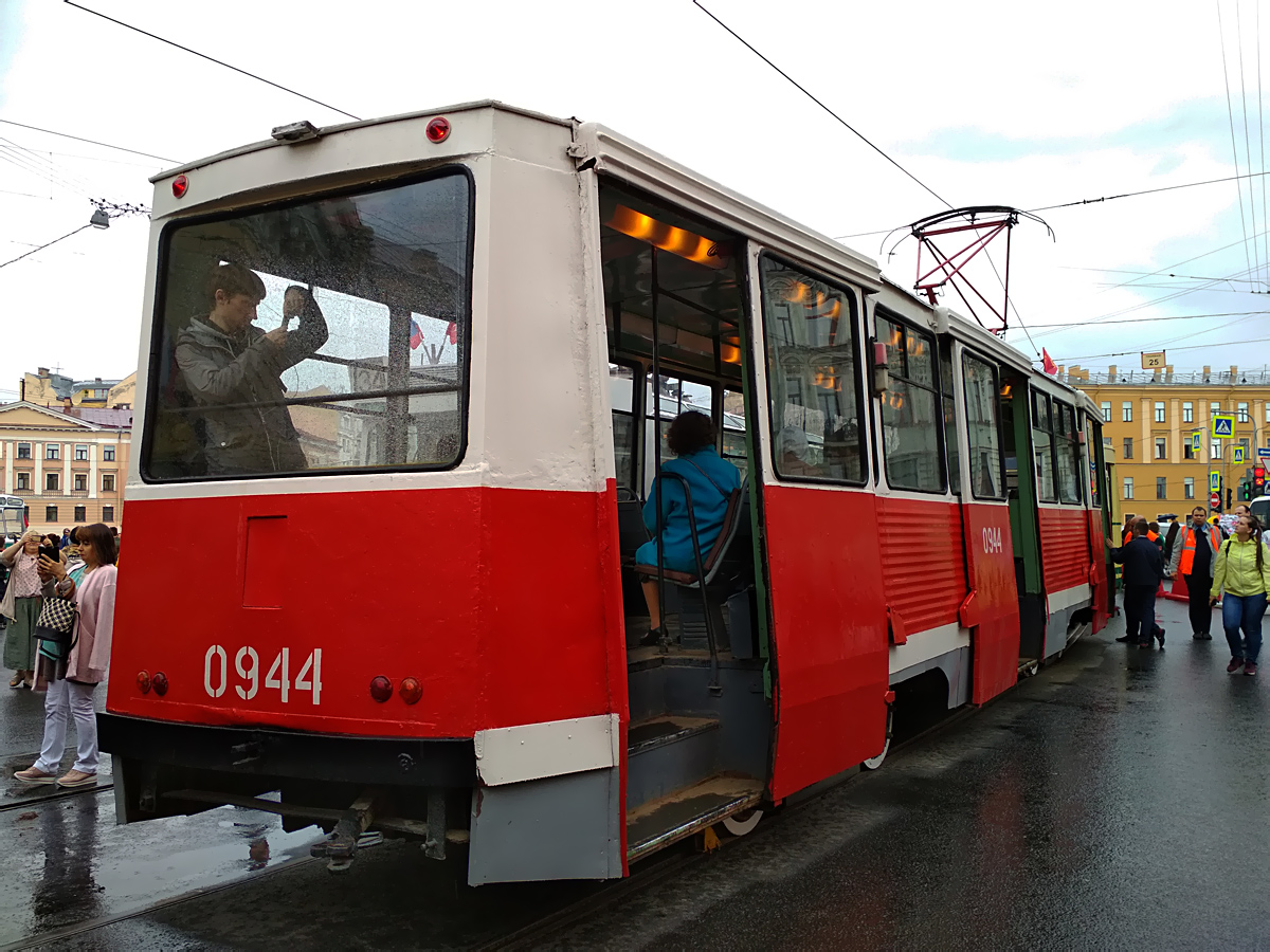 Санкт-Петербург, 71-605 (КТМ-5М3) № 0944; Санкт-Петербург — V Петербургский парад ретротранспорта