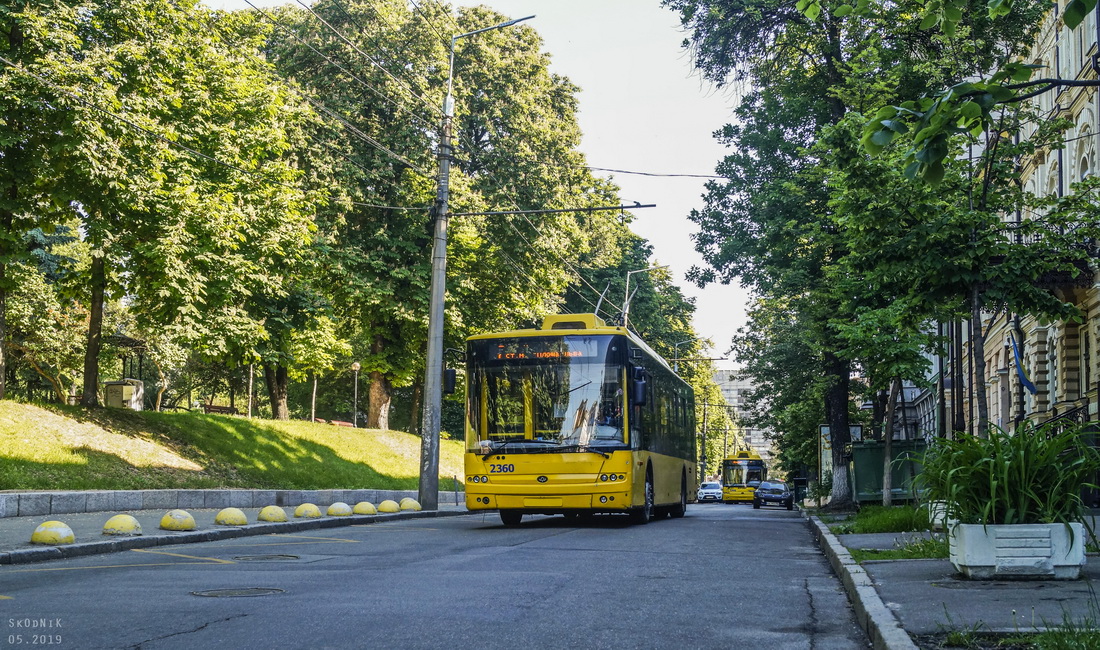 Киев, Богдан Т70110 № 2360