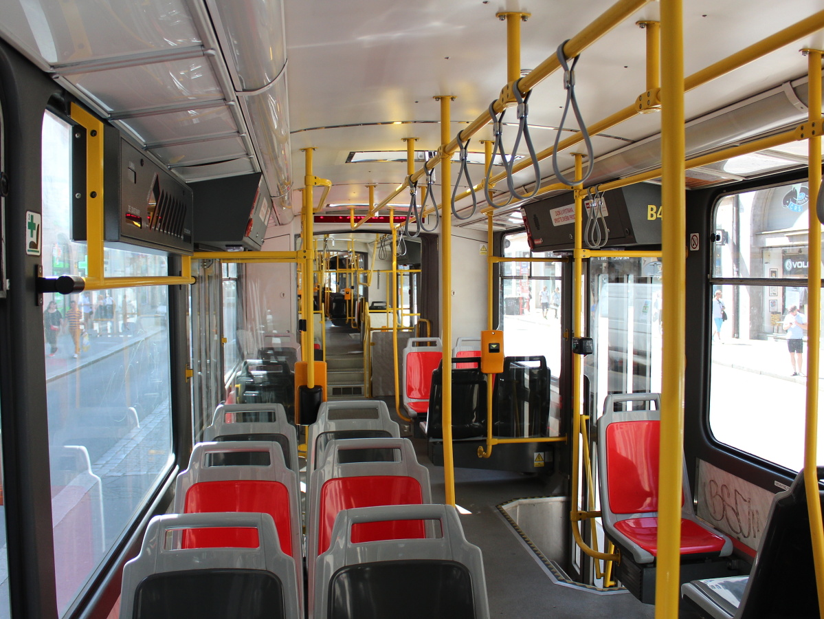 Прага, Tatra KT8D5R.N2P № 9098