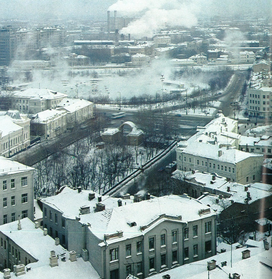 莫斯科 — Historical photos — Tramway and Trolleybus (1946-1991); 莫斯科 — Metro — [1] Sokolnicheskaya Line; 莫斯科 — Trolleybus lines: Central Administrative District; 莫斯科 — Views from a height