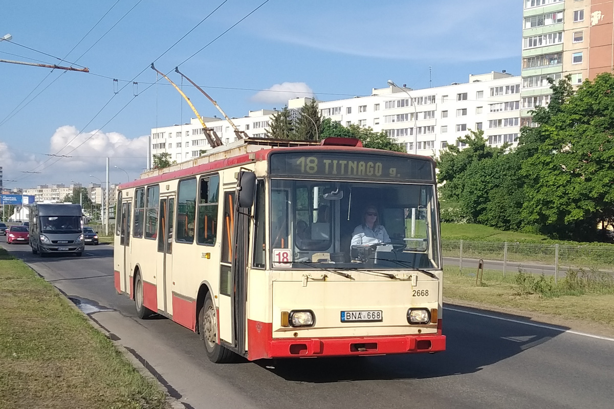 Вильнюс, Škoda 14Tr17/6M № 2668