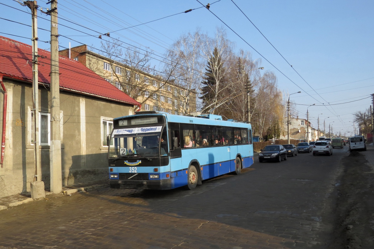 Černivci, Den Oudsten B88 Br. 352