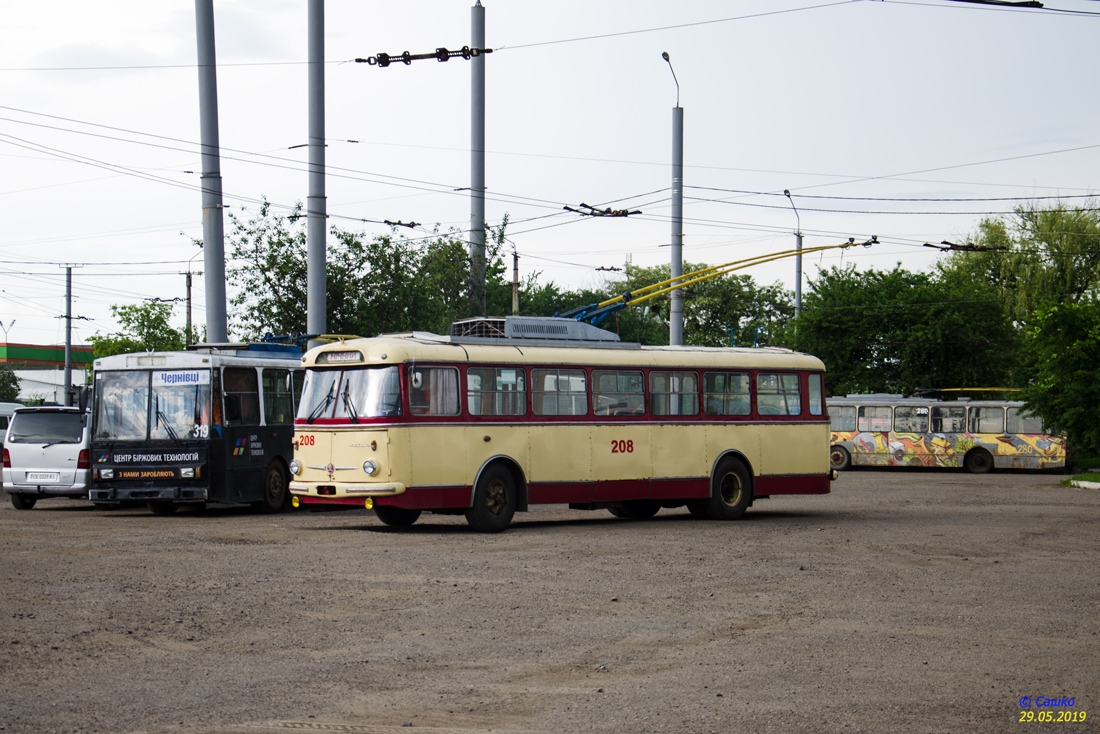 Tšernivtsi, Škoda 9TrH27 # 208