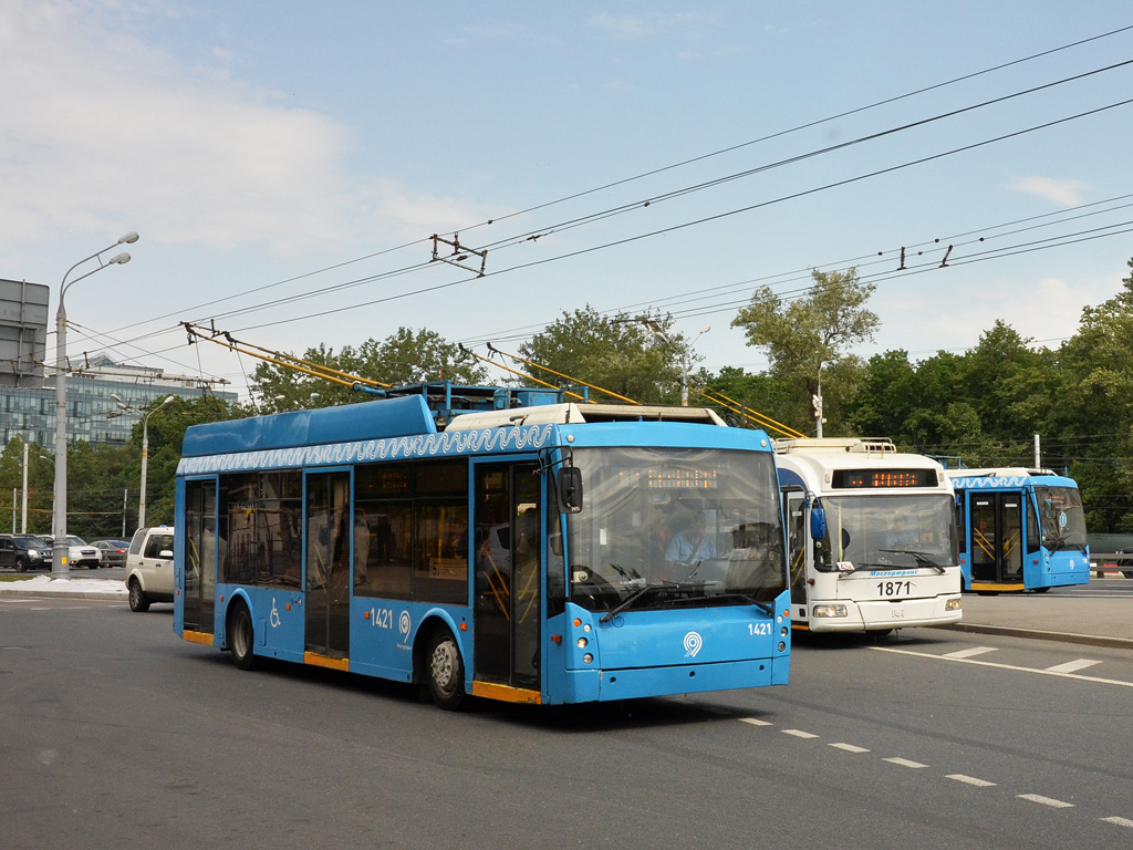 Москва, Тролза-5265.00 «Мегаполис» № 1421