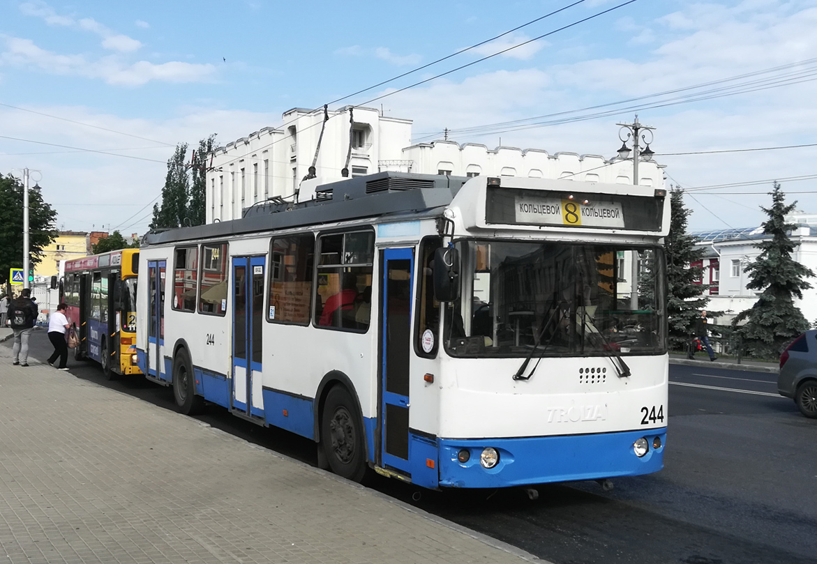 Владимир, ЗиУ-682Г-016.02 № 244