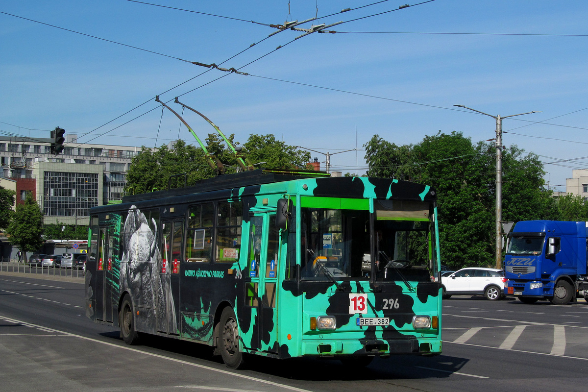 Каунас, Škoda 14Tr02/6 № 296