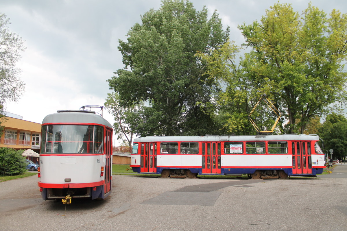 Оломоуц, Tatra T3 № 138; Оломоуц, Tatra T3 № 141 Оломоуц, Tatra T3 № 138; Оломоуц, Tatra T3 № 141