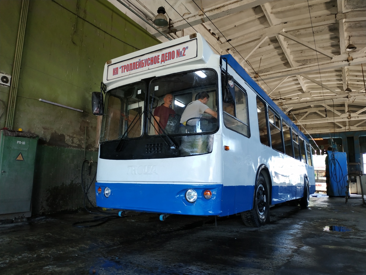 Харьков, ЗиУ-682Г-016.02 № 2303