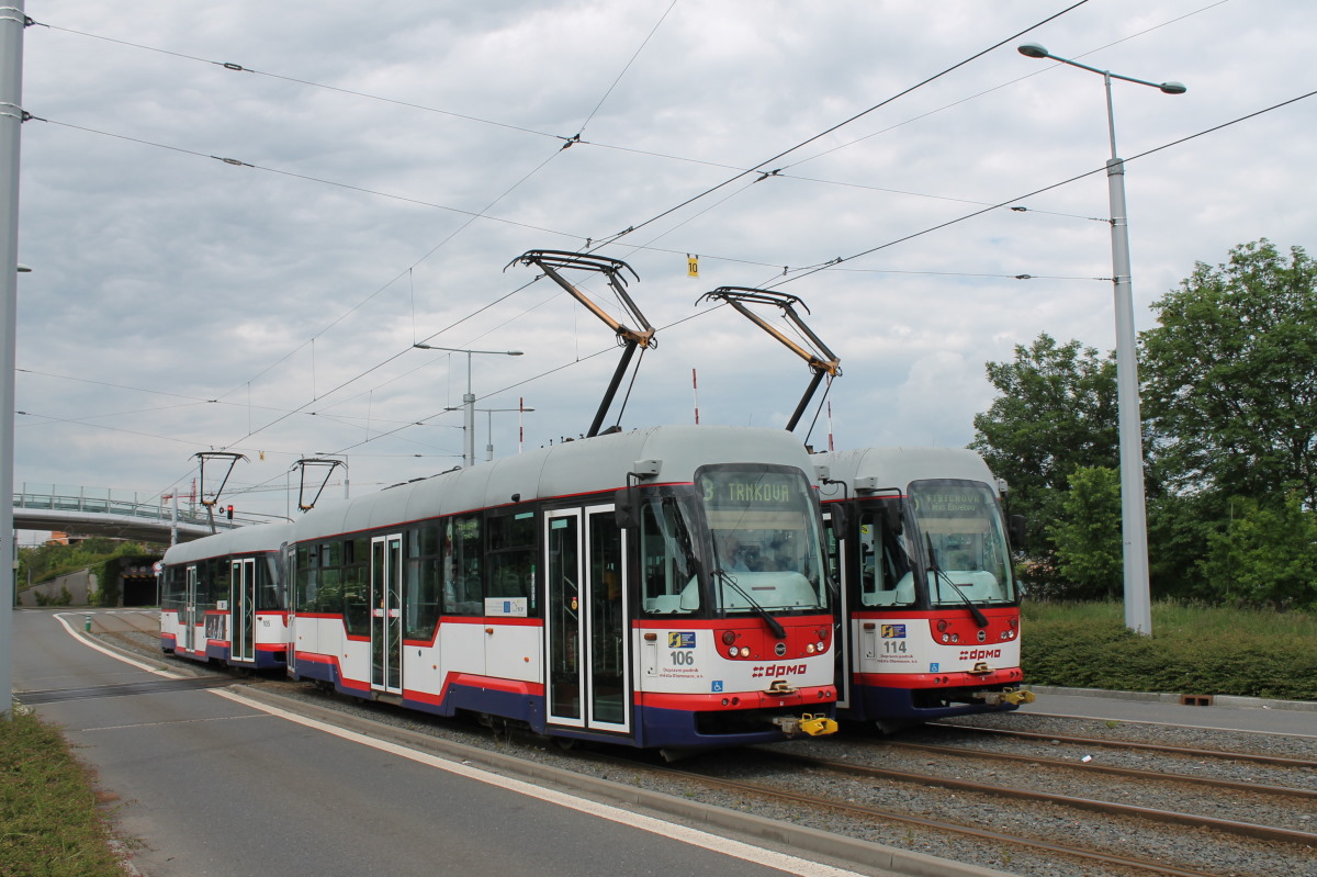 Olmütz, Vario LF+/O Nr. 105; Olmütz, Vario LF+/O Nr. 106