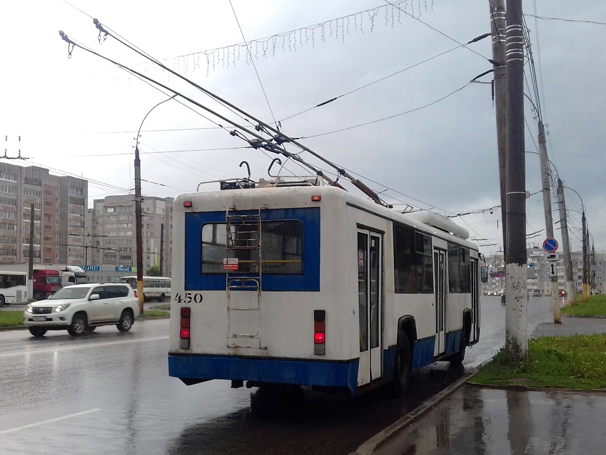 Киров, БТЗ-52764Р № 450