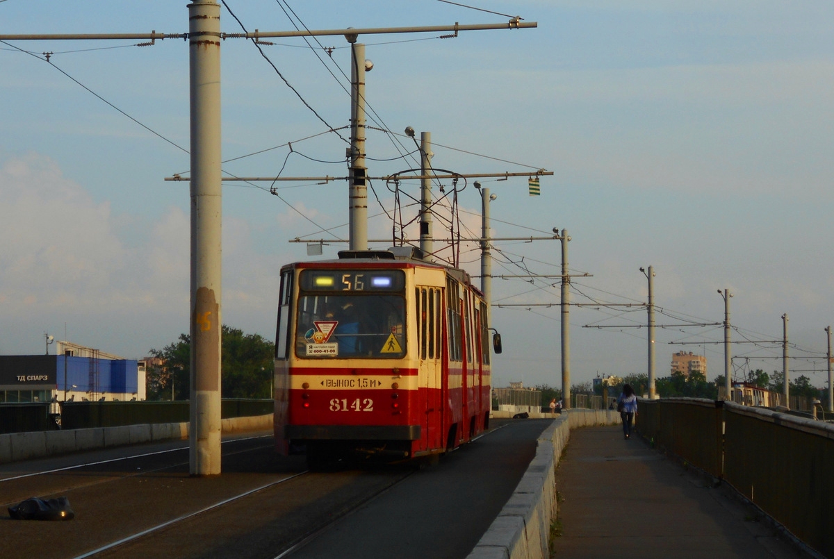 Санкт-Петербург, ЛВС-86К № 8142