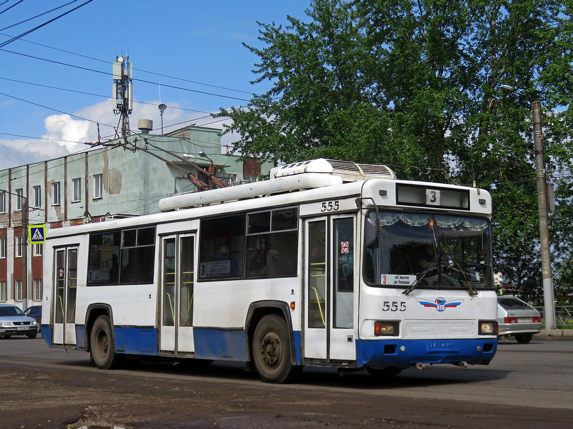 Киров, БТЗ-52764Р № 555