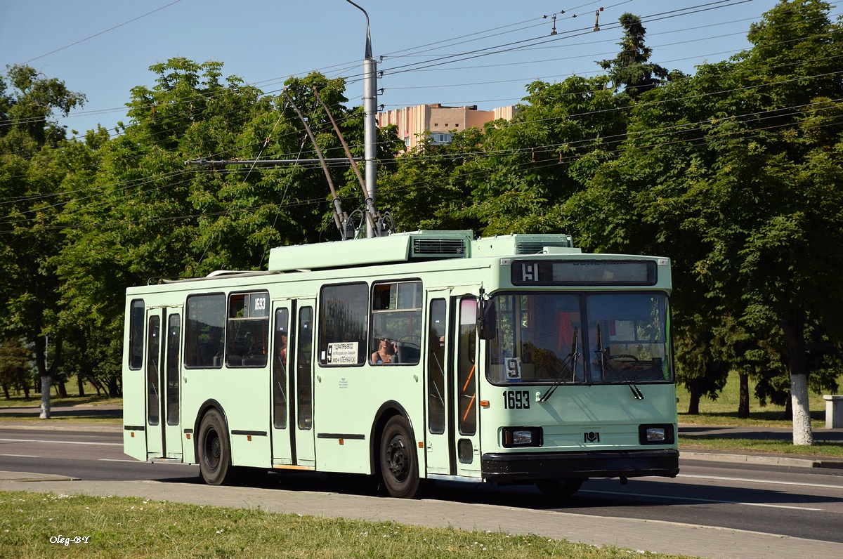 Гомель, БКМ 201А7 № 1693