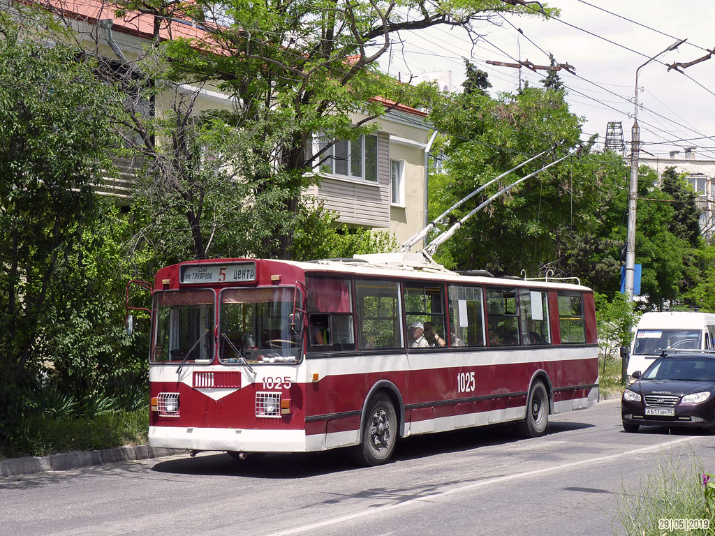 Севастополь, ЗиУ-682Г [Г00] № 1025