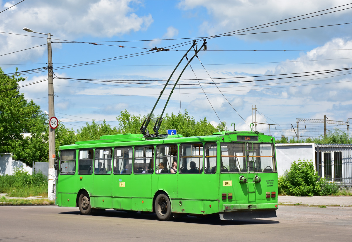 Zsitomir, Škoda 14Tr07 — 104
