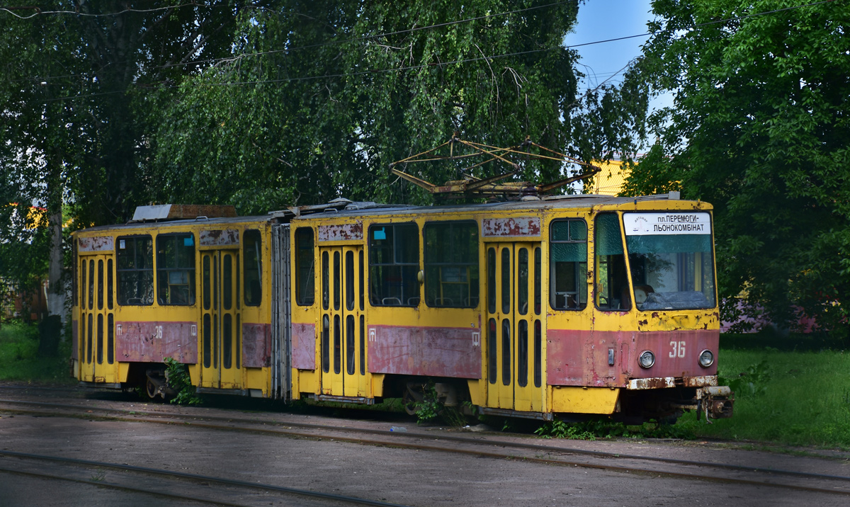 Zsitomir, Tatra KT4SU — 36