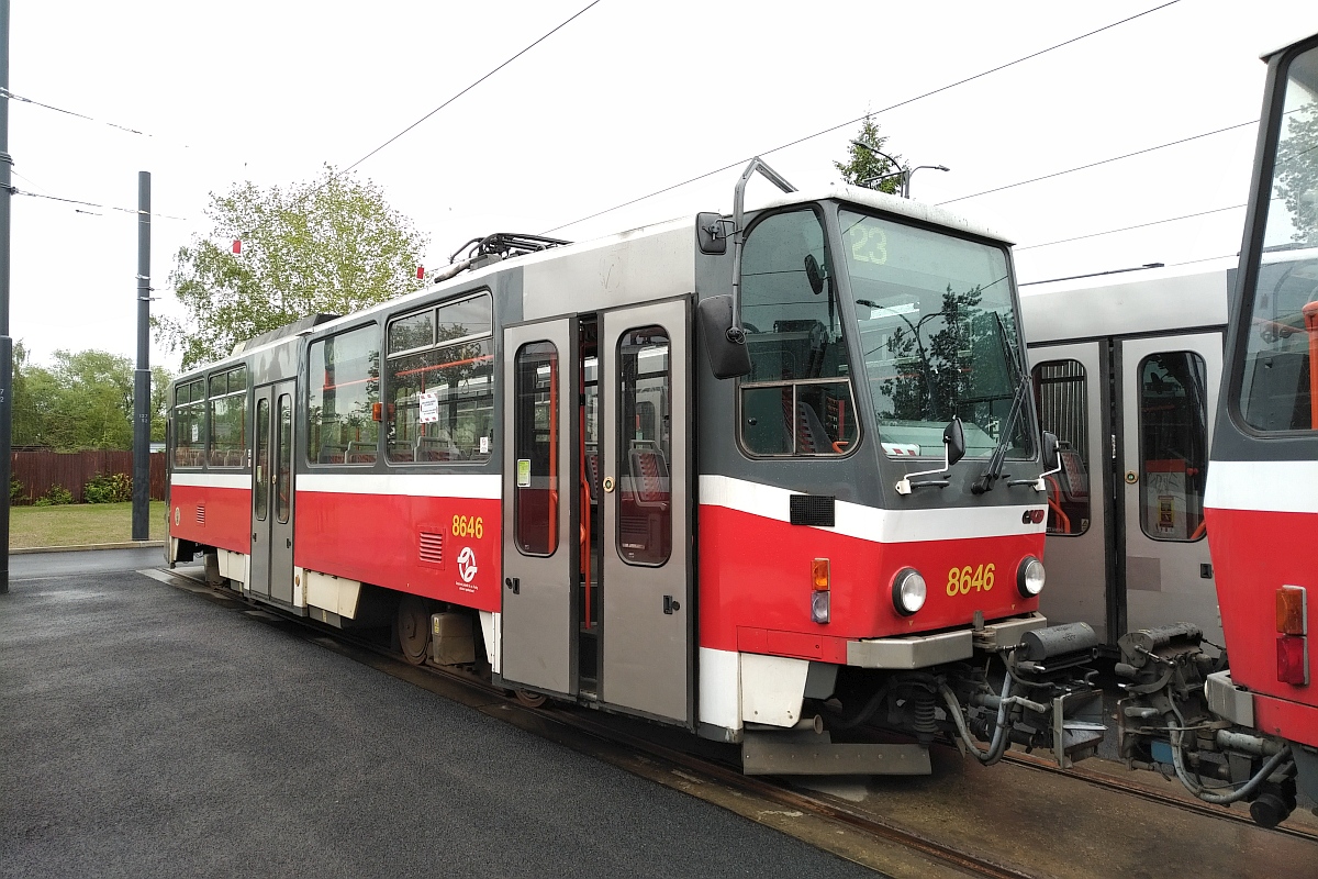 Прага, Tatra T6A5 № 8646