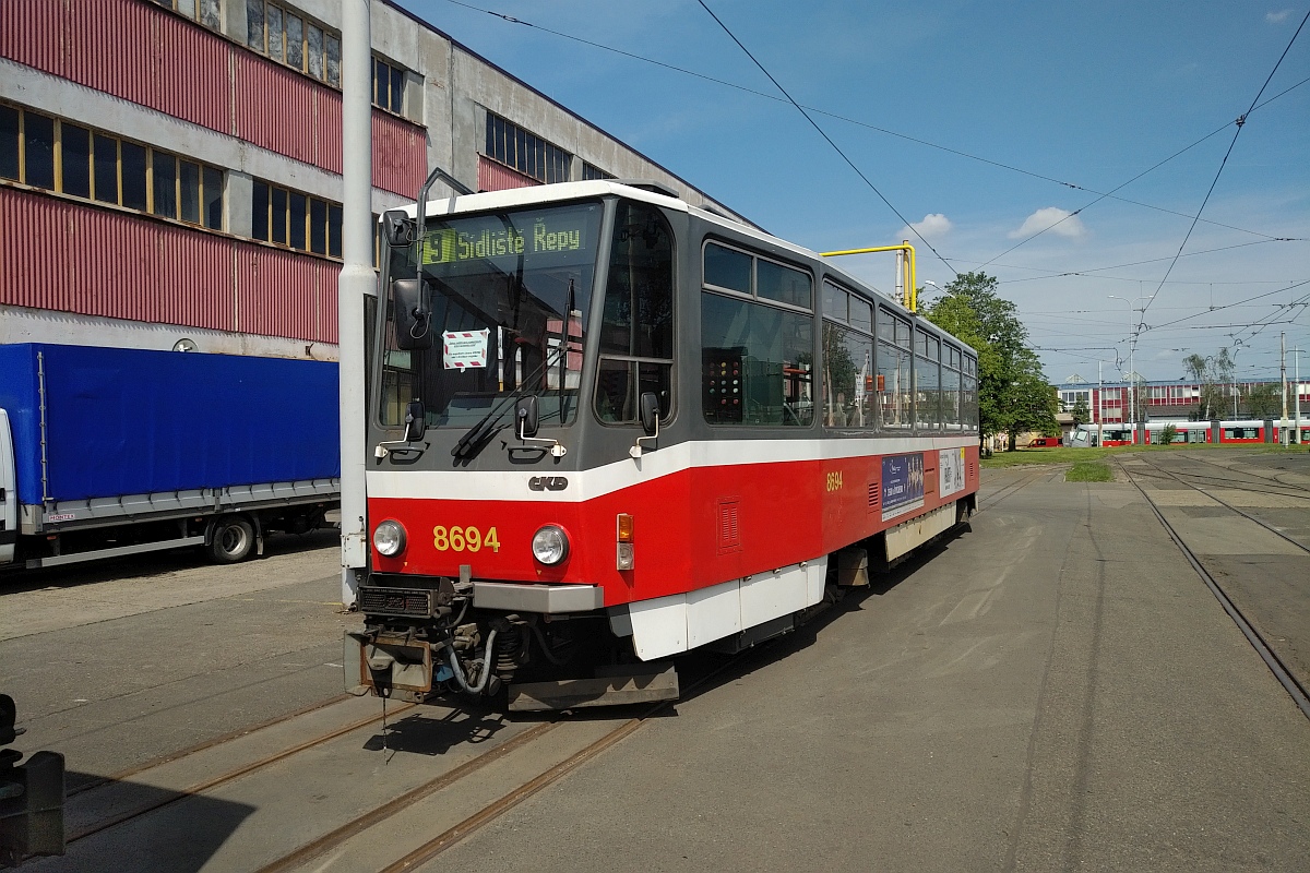 Прага, Tatra T6A5 № 8694
