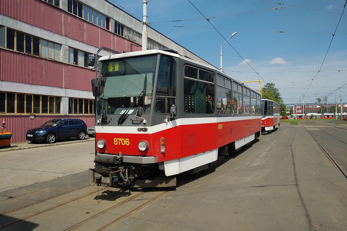 Прага, Tatra T6A5 № 8706