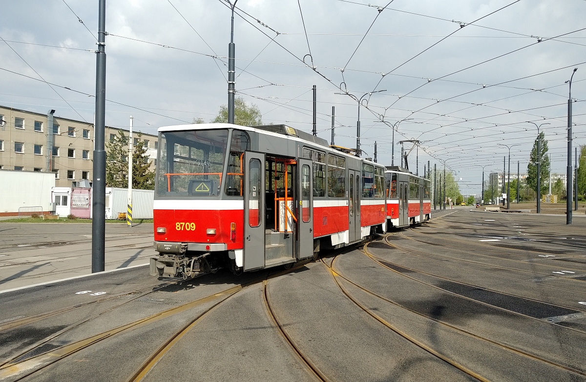 Прага, Tatra T6A5 № 8709