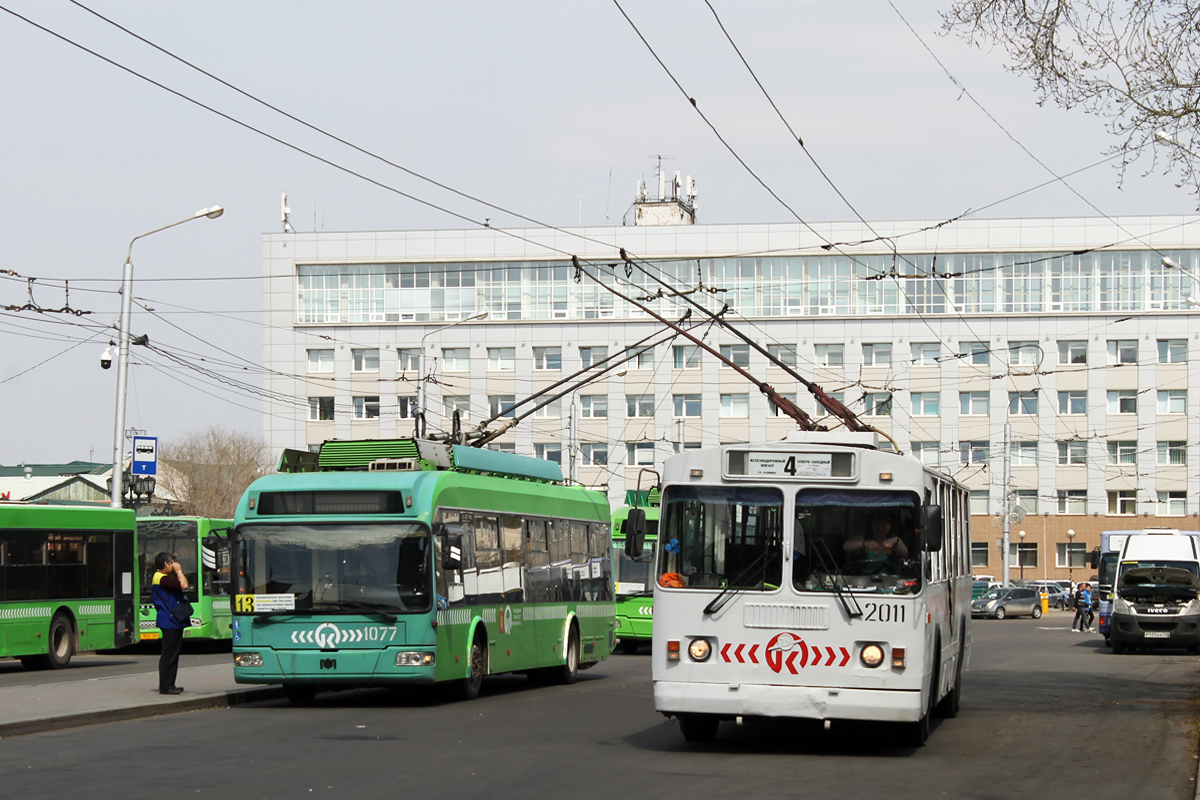 Красноярск, БКМ 321 № 1077; Красноярск, ЗиУ-682Г-016 (018) № 2011