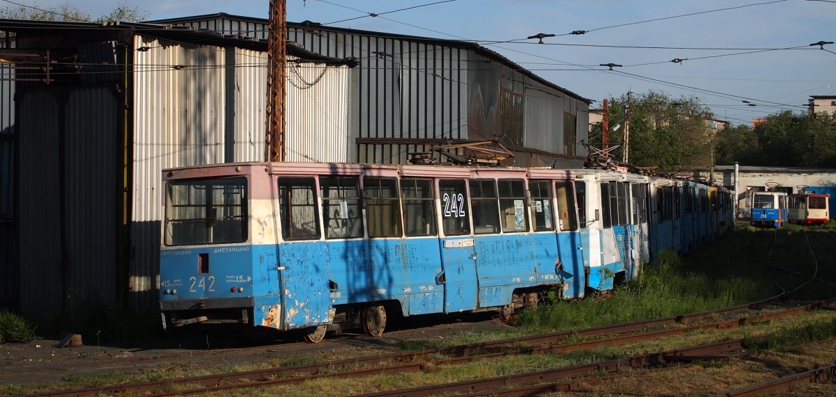 Орск, 71-605 (КТМ-5М3) № 242