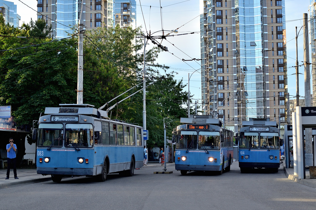 Krasznodar, ZiU-682G [G00] — 083; Krasznodar, ZiU-682G-018 [G0P] — 138; Krasznodar, ZiU-682G [G00] — 104